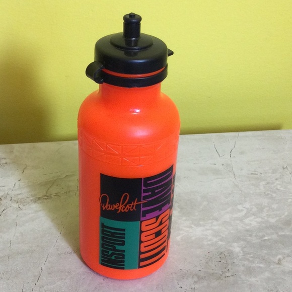 Insport Other - NWOT 1994 Ironman Dave Scott autographed orange water bottle